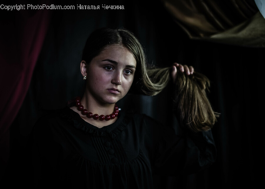 Necklace, Accessories, Jewelry, Accessory, Face