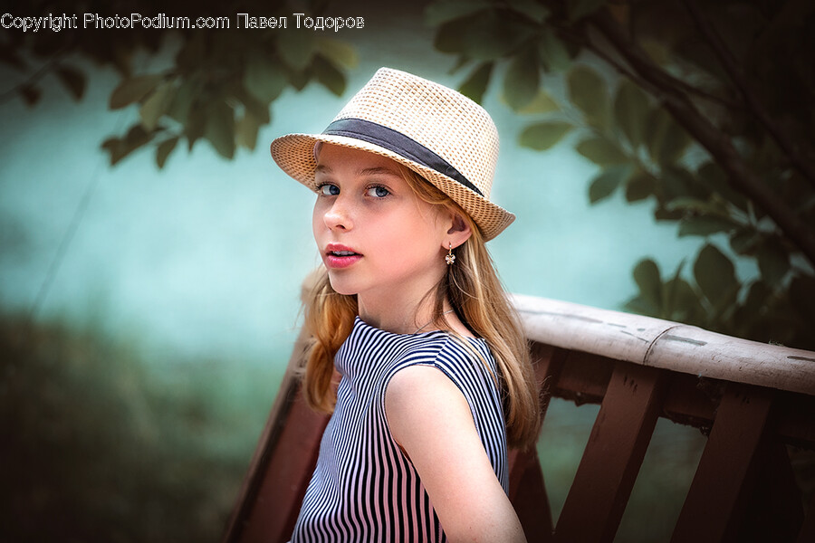 Hat, Clothing, Apparel, Person, Human