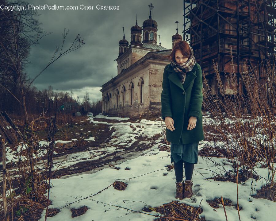 Clothing, Apparel, Person, Human, Overcoat