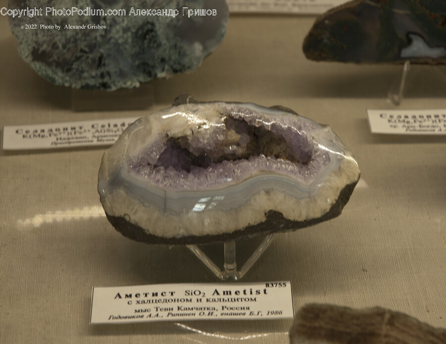 Gemstone, Jewelry, Accessories, Accessory, Ornament