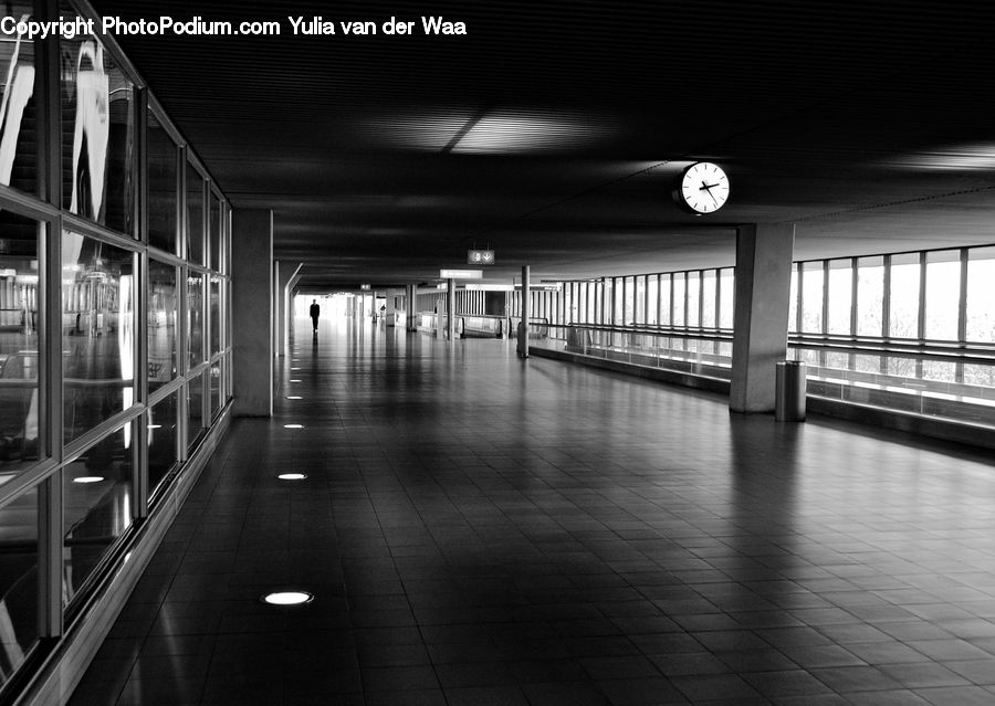 Corridor, Path, Sidewalk, Walkway, Lighting, Subway, Train