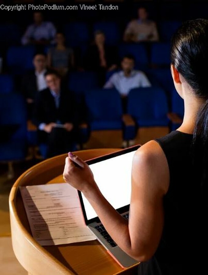 Person, Woman, Adult, Female, Crowd