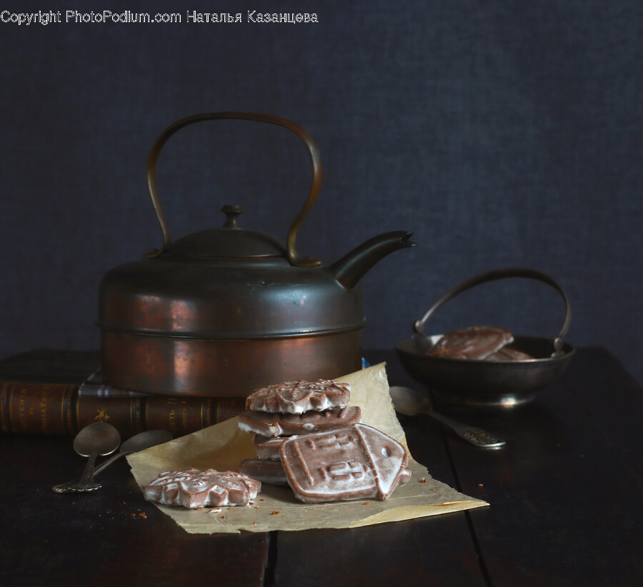 Pottery, Cutlery, Spoon, Cookware, Pot