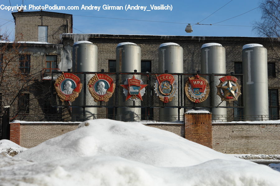 Analog Clock, Clock, Ice, Outdoors, Snow, Brick, Can