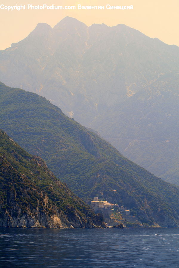 Crest, Mountain, Outdoors, Peak, Cliff, Nature, Promontory