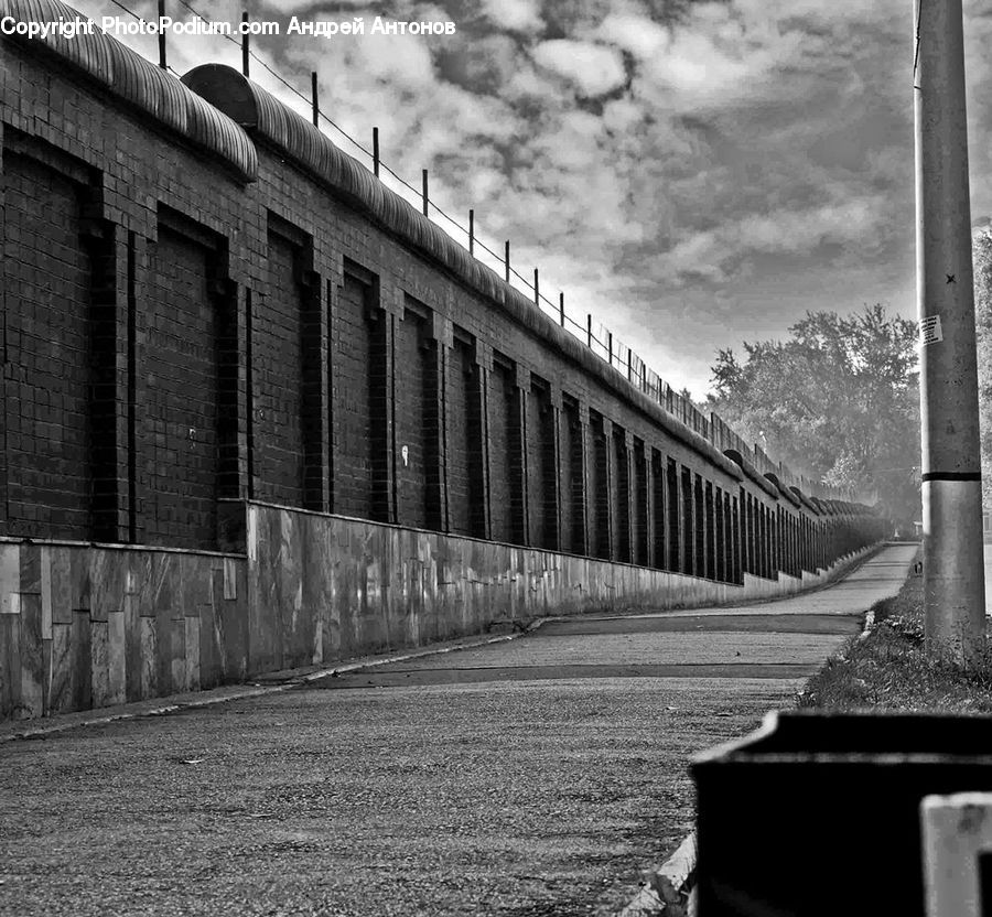 Column, Pillar, Brick, Asphalt, Tarmac, Alley, Alleyway