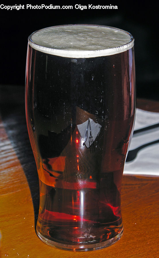 People, Person, Human, Alcohol, Beer, Beer Glass, Beverage
