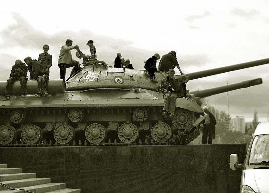 Army, Tank, Vehicle, Automobile, Car, Art, Sculpture