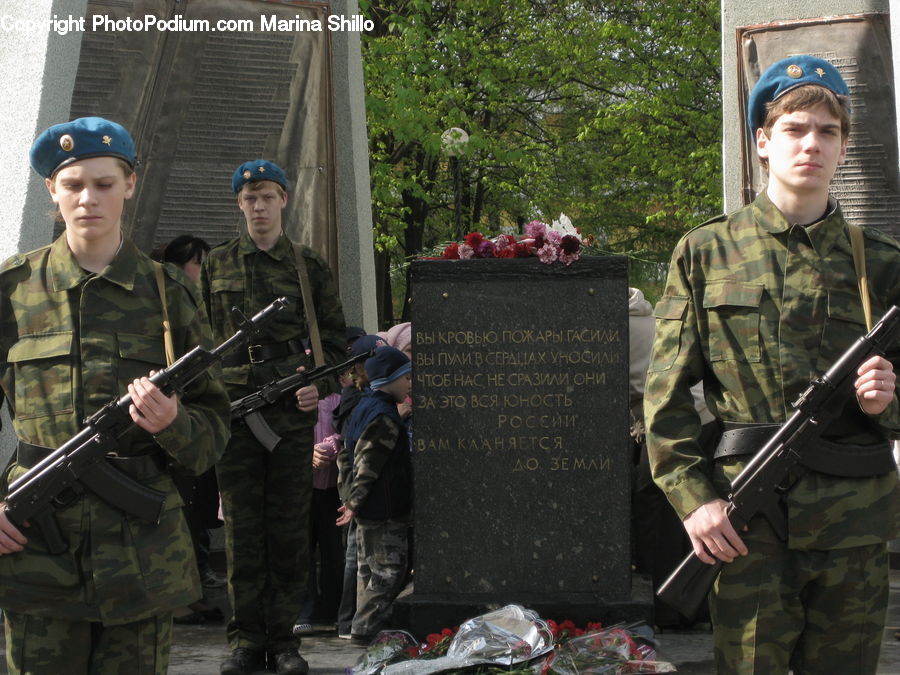 Human, People, Person, Plant, Potted Plant, Military, Army