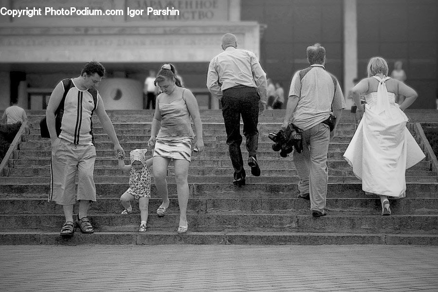 Human, People, Person, Shorts, Female, Leisure Activities, Walking