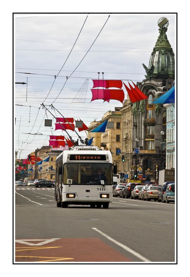 Bus, Vehicle, Architecture, Dome, Spire, Steeple, Tower