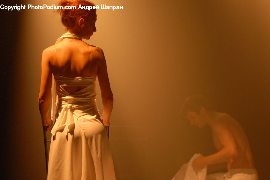 Human, People, Person, Robe, Costume, Bridesmaid, Clothing