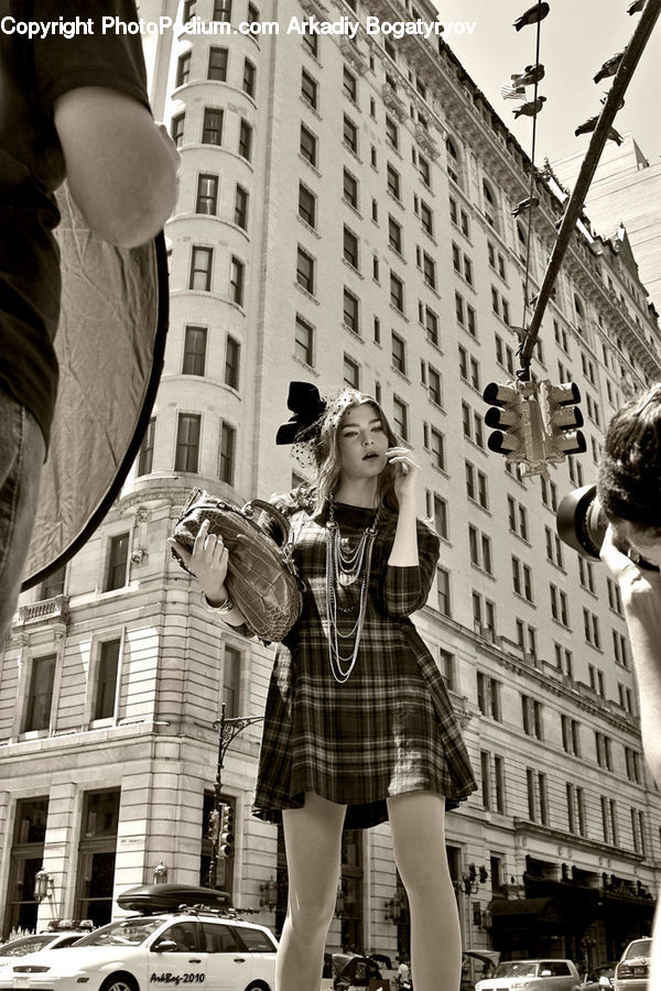 Performer, Person, Plaid, City, Downtown, Urban, Alley
