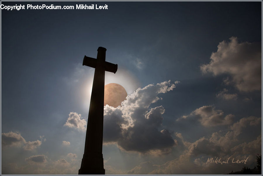 Cross, Cloud, Cumulus, Sky, Lamp Post, Pole, Outdoors