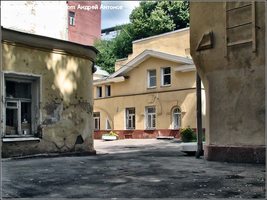 Cobblestone, Pavement, Walkway, Column, Pillar, Building, Apartment Building