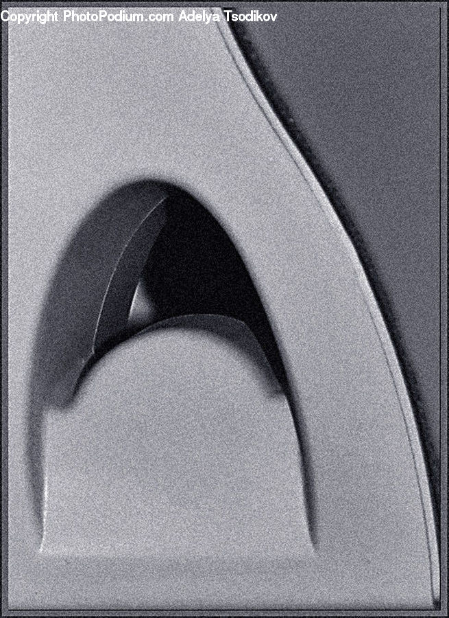 Triangle, Electronics, Loudspeaker, Speaker, Logo, Trademark