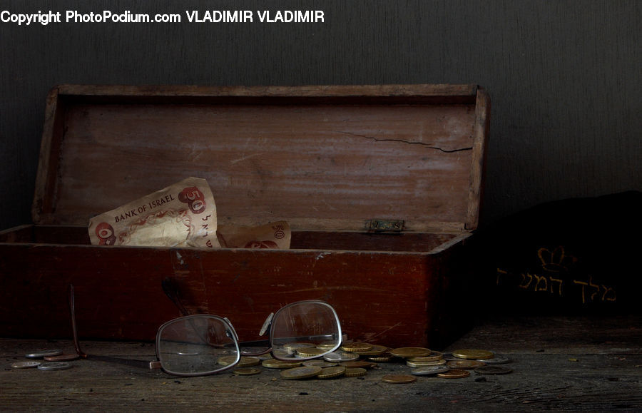 Bowl, Label, Sticker, Glass, Chest, Furniture, Glasses