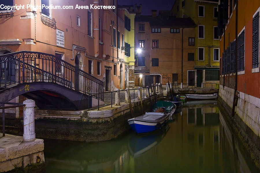 Boat, Watercraft, Gondola, Column, Pillar, Canal, Outdoors