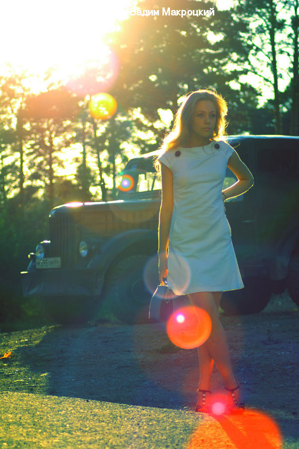 People, Person, Human, Female, Girl, Woman, Bubble