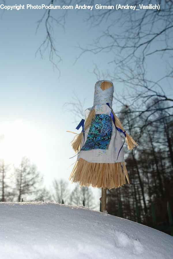 Ice, Outdoors, Snow, Bird Feeder, Apron, Clothing, Dress