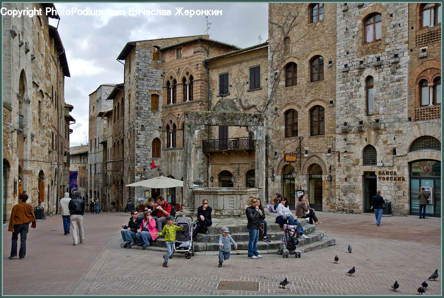 Architecture, Downtown, Plaza, Town Square, Balcony, Building, Road