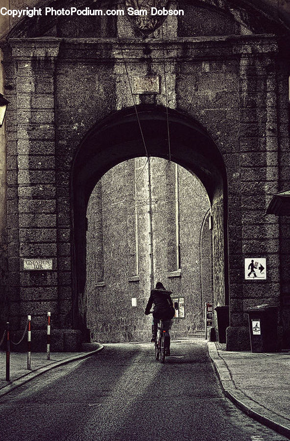 People, Person, Human, Bicycle, Bike, Vehicle, Leisure Activities