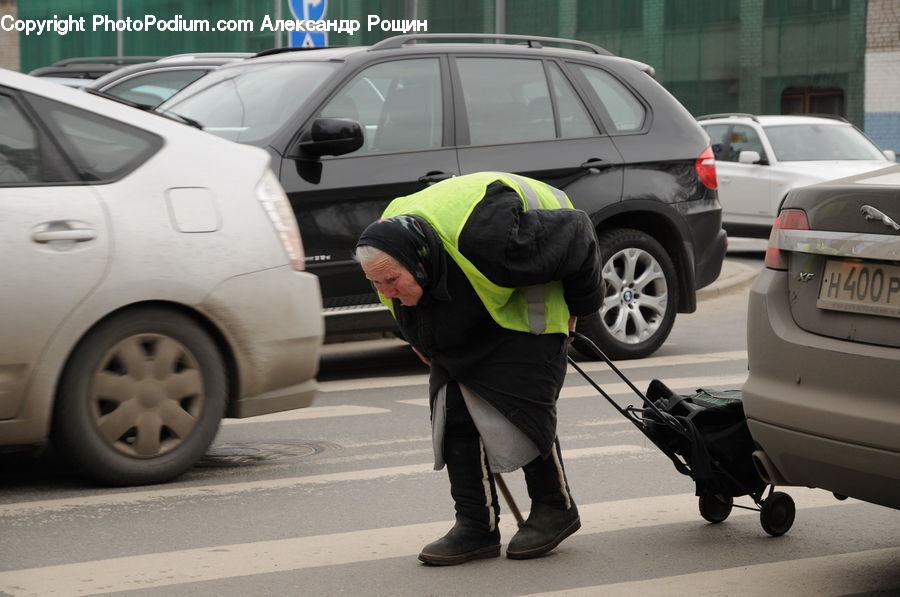 People, Person, Human, Automobile, Car, Vehicle, Suv