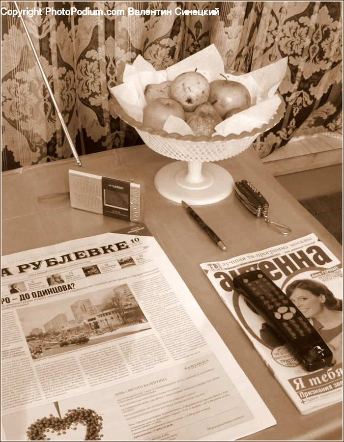 Basket, Newspaper, Text, Potato, Produce, Vegetable, Lace