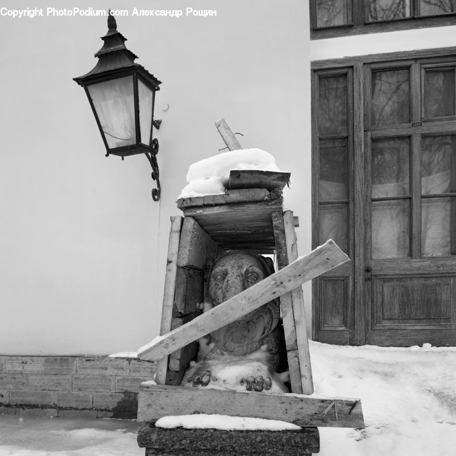 Lantern, Chair, Furniture, Architecture, Spire, Steeple, Tower