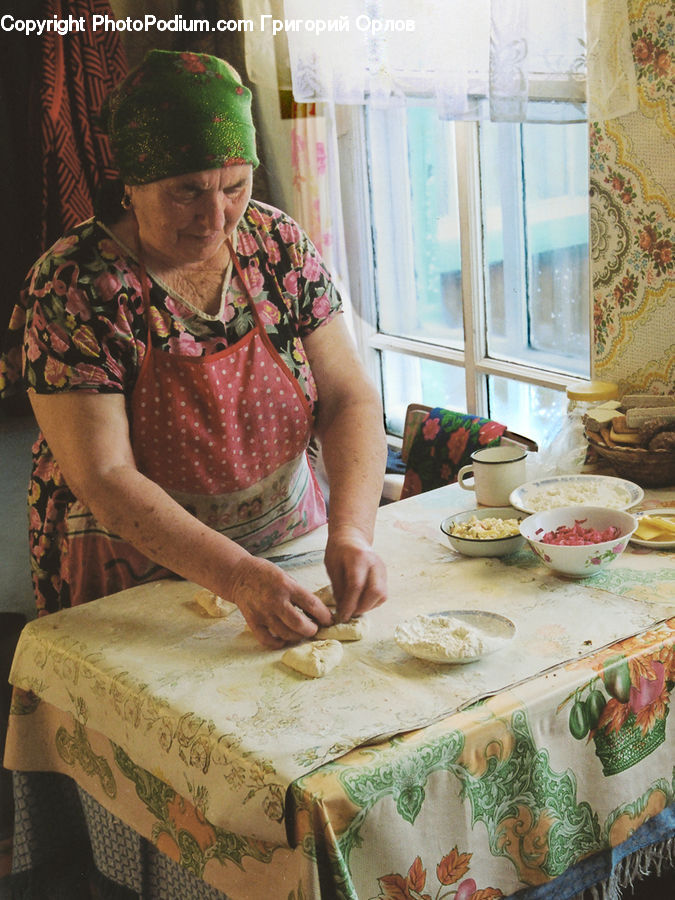 People, Person, Human, Bowl, Apron, Home Decor, Linen