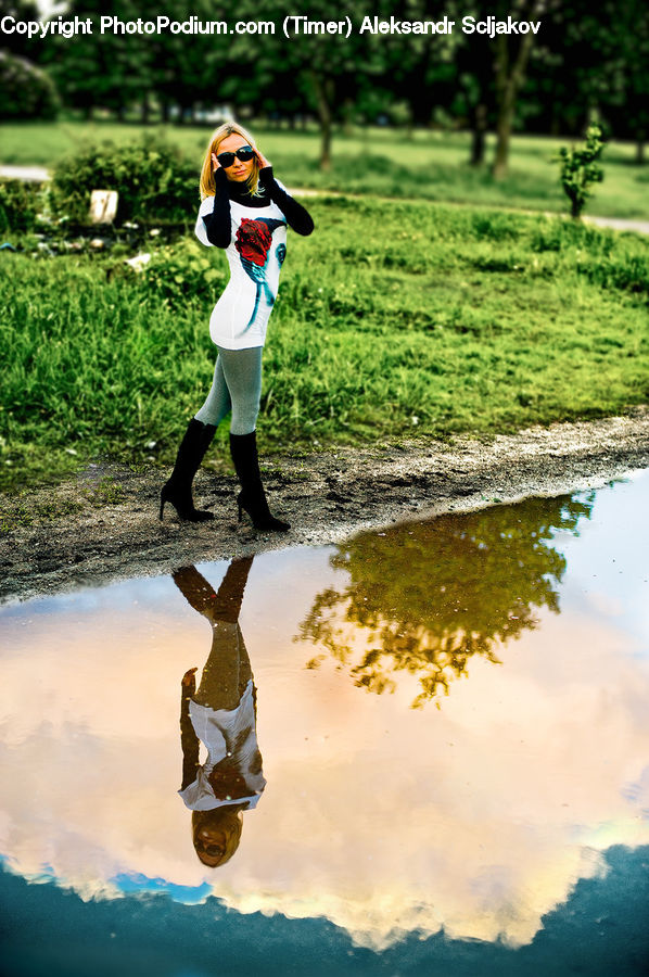 People, Person, Human, Female, Outdoors, Woman, Portrait