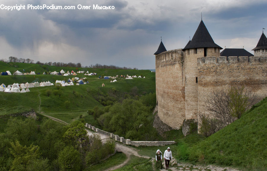 Architecture, Castle, Fort, Ditch, Moat, Housing, Monastery