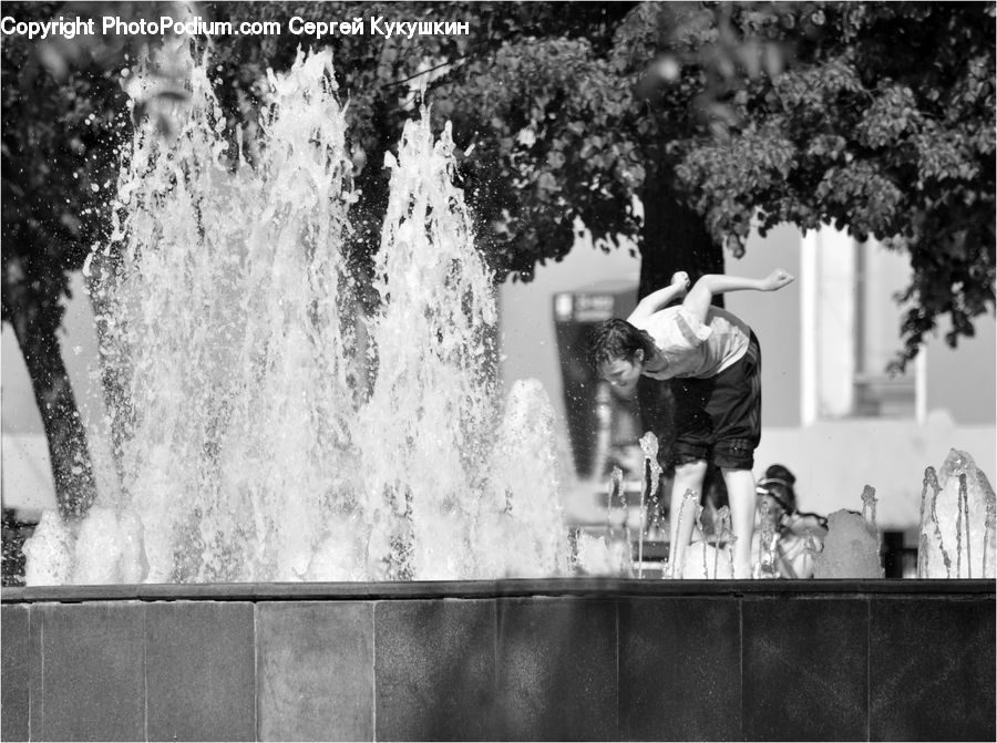 People, Person, Human, Fountain, Water, Outdoors, Sea