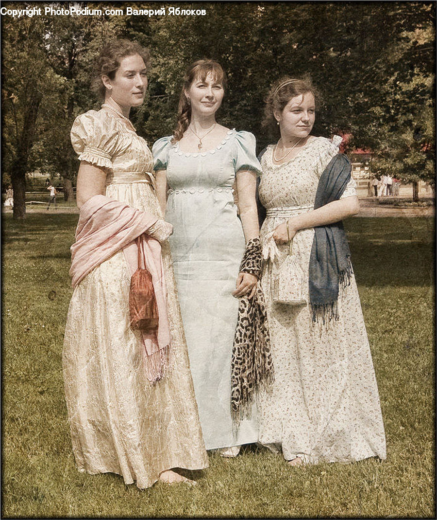 People, Person, Human, Bridesmaid, Evening Dress, Gown, Female