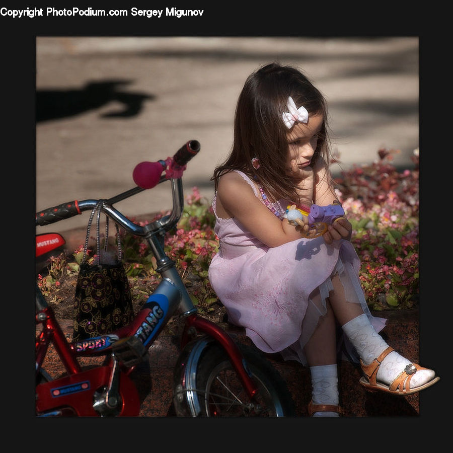 Human, People, Person, Bicycle, Bike, Vehicle, Footwear