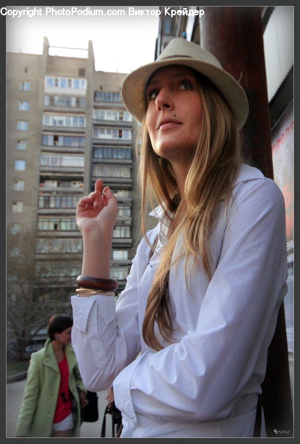 People, Person, Human, Cowboy Hat, Hat, Sun Hat, Clothing