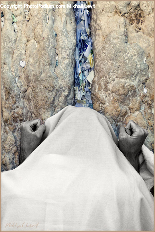 Fossil, Blanket, Home Decor, Quilt, Towel, Finger, Hand