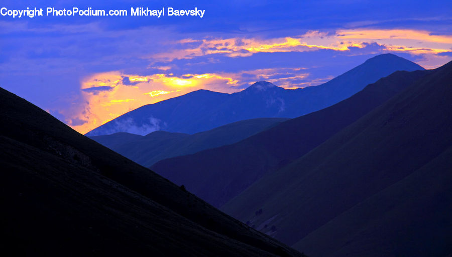 Mountain, Mountain Range, Outdoors, Dawn, Dusk, Sky, Sunrise