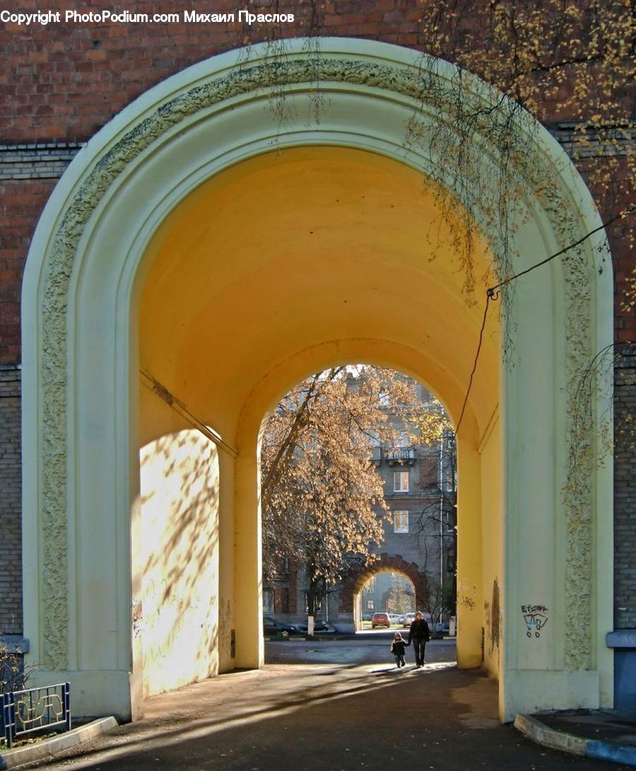 Arch, Building