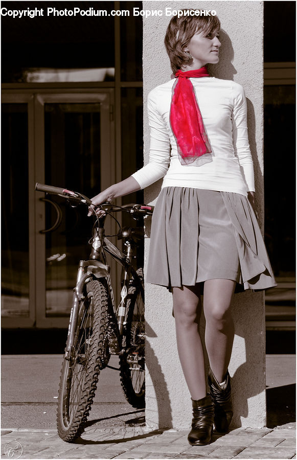 People, Person, Human, Bicycle, Bike, Vehicle, Apparel