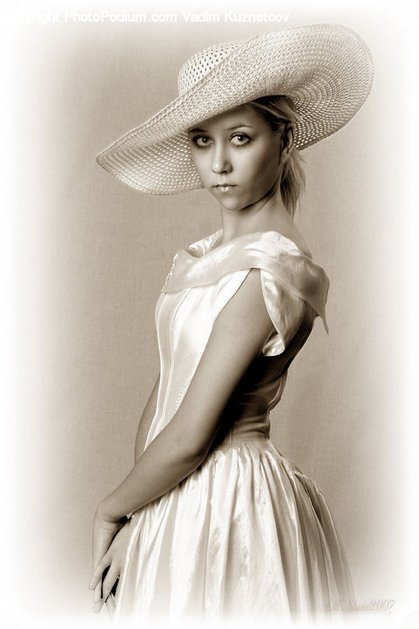 People, Person, Human, Cowboy Hat, Hat, Sun Hat, Clothing
