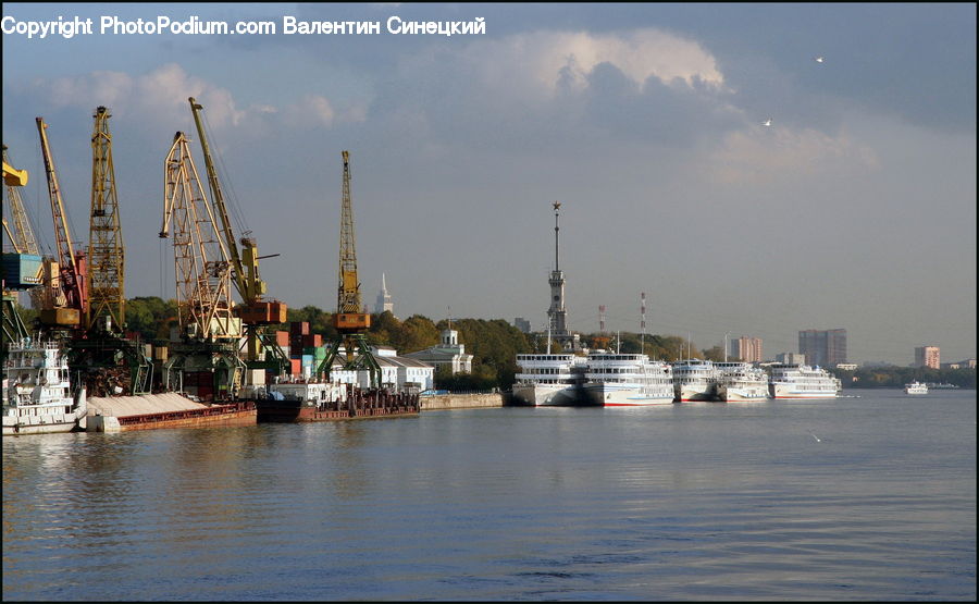 Constriction Crane, Cruise Ship, Ocean Liner, Ship, Vessel, Ferry, Freighter