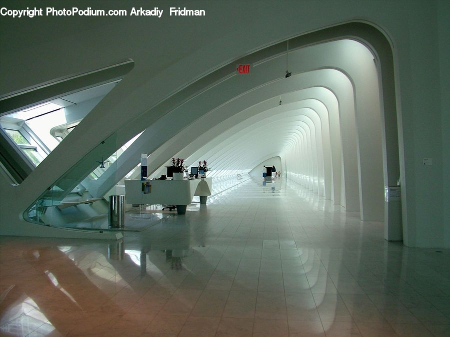 Floor, Flooring, Corridor, Architecture, Convention Center, Plywood, Wood