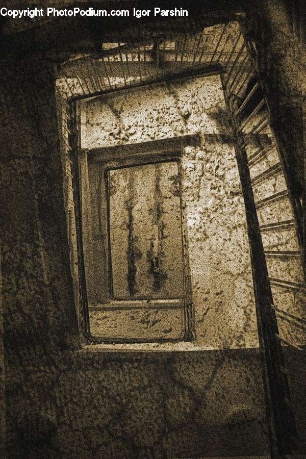 Crypt, Arabesque Pattern