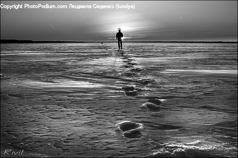 Outdoors, Sea, Water, Ripple, Ocean, Ball, Sphere