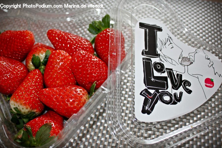 Fruit, Strawberry, Glass, Dessert, Food, Bowl, Beverage