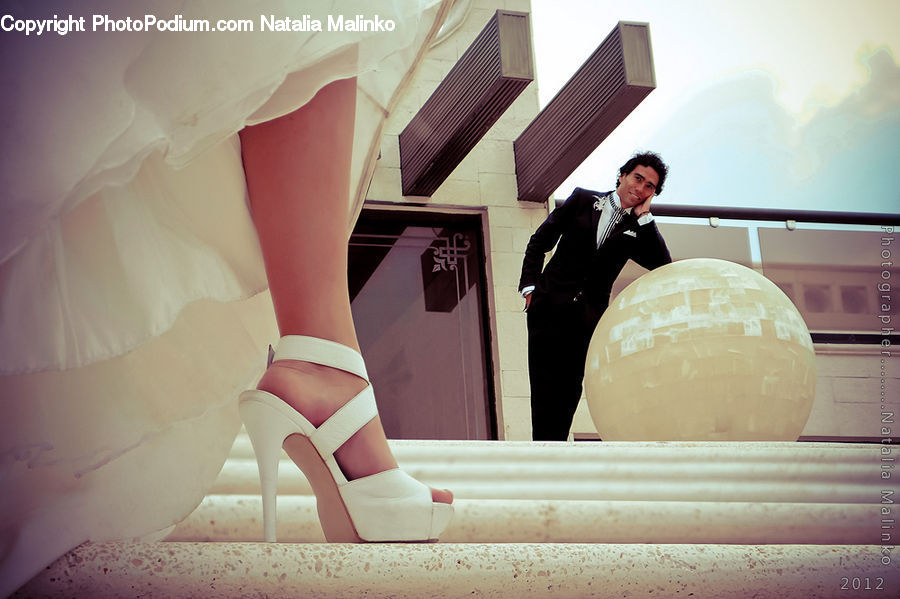 People, Person, Human, Clothing, Suit, Tuxedo, Overcoat