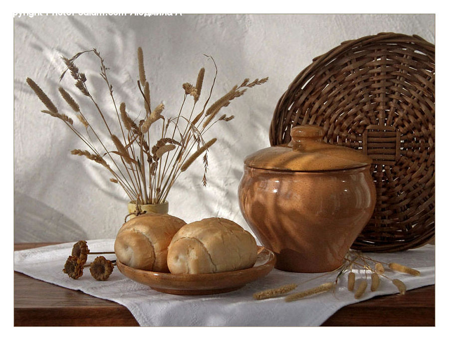 Glass, Goblet, Garlic, Plant, Furniture