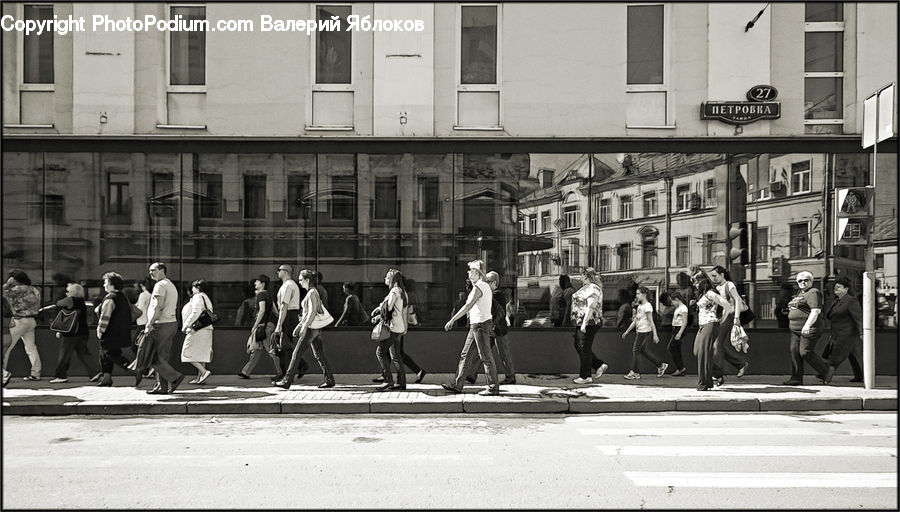 Leisure Activities, Walking, Pedestrian, Person, Marching, Parade, Crowd