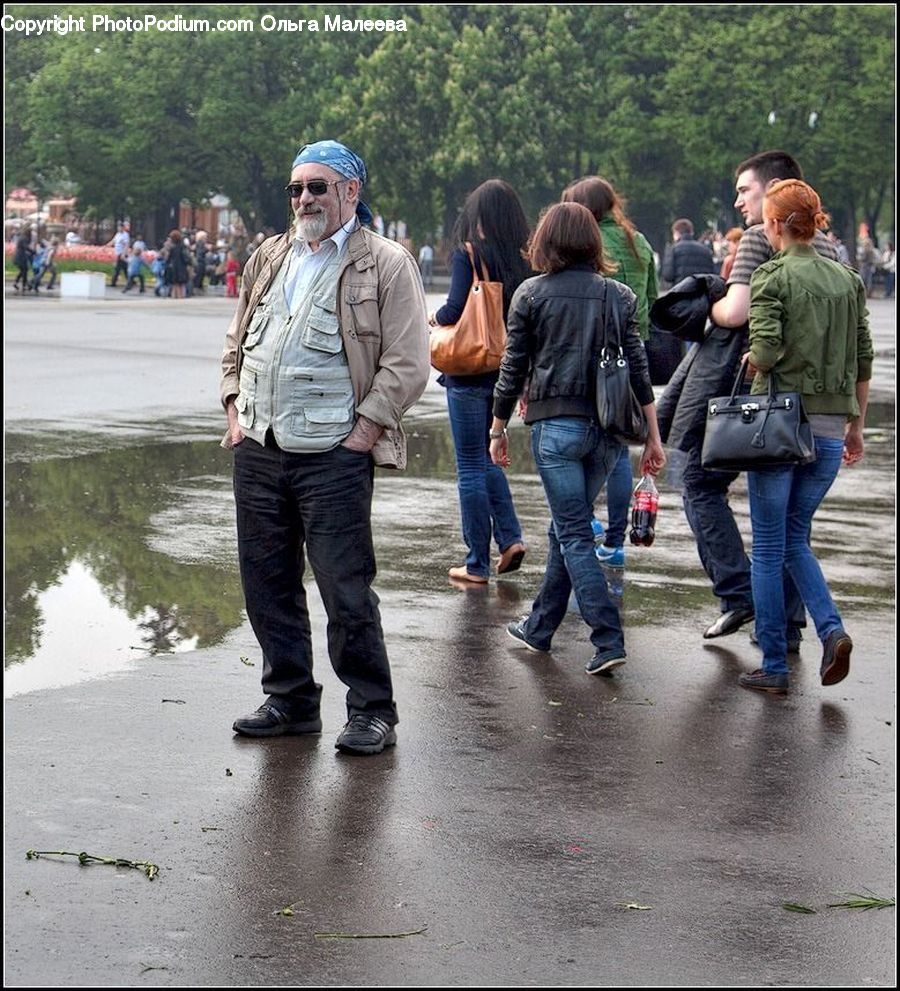 Human, People, Person, Leisure Activities, Walking, Crowd, Tourist